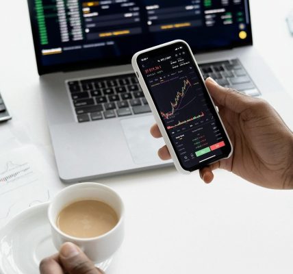 From First Trade to Full Portfolio: Choosing the Right Platform
